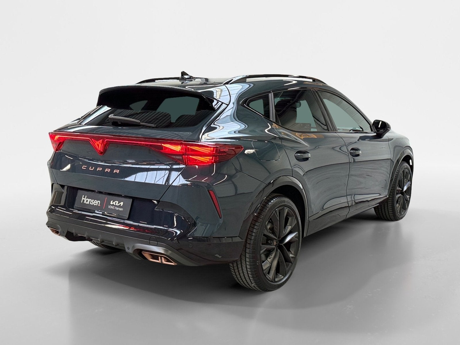 CUPRA Formentor 1.5 TSI e-Hybrid Business I Direct leverbaar, Auto's, Dealer onderhouden, 4 cilinders, Formentor, 1723 kg