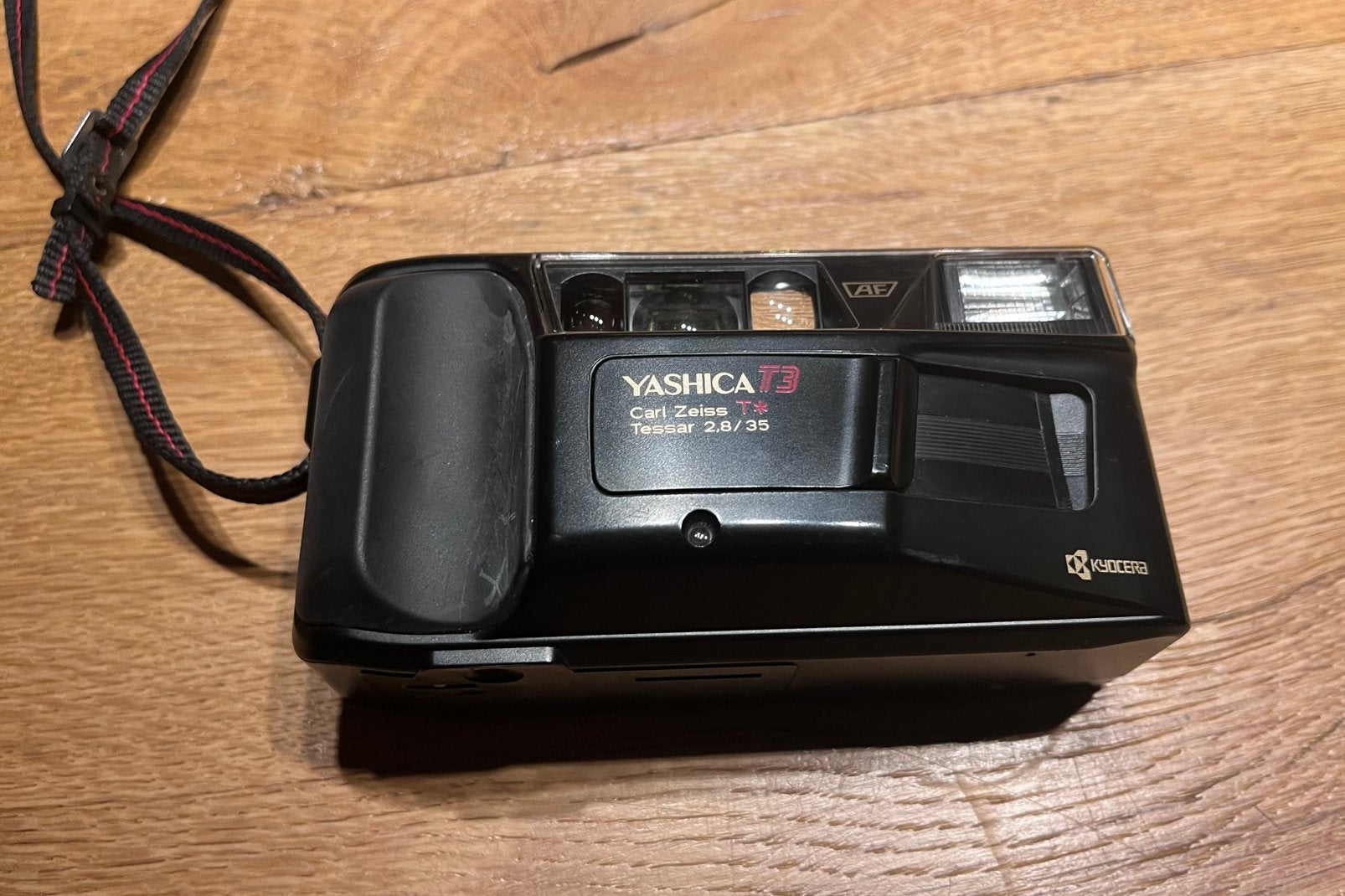 Yashica T3 lees, Ophalen of Verzenden, Gebruikt, Compact, Overige Merken