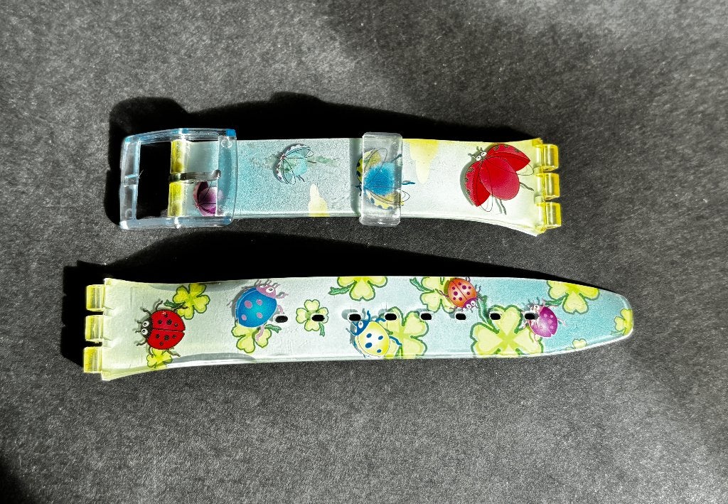 Swatch - horloge band ‘Lucky You’ 17mm, Sieraden, Tassen en Uiterlijk, Horloges | Dames, Kunststof, Gebruikt, Polshorloge, Swatch