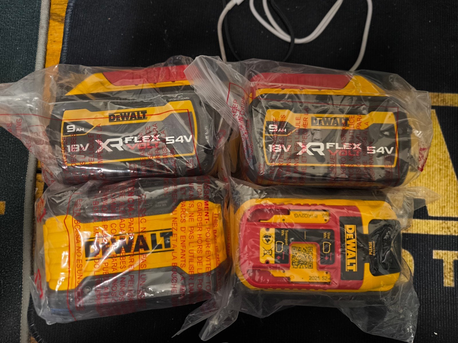 4x DeWalt DCB547 XR FlexVolt 9.0Ah Accu's, Ophalen, Nieuw