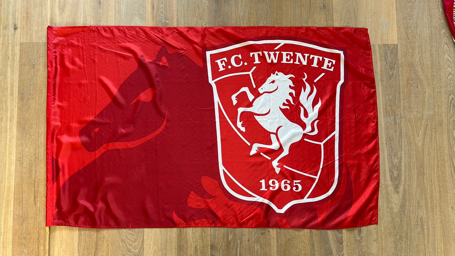Vlag FC Twente 90x145, Verzamelen, Ophalen of Verzenden, Zo goed als nieuw, F.C. Twente, Overige typen