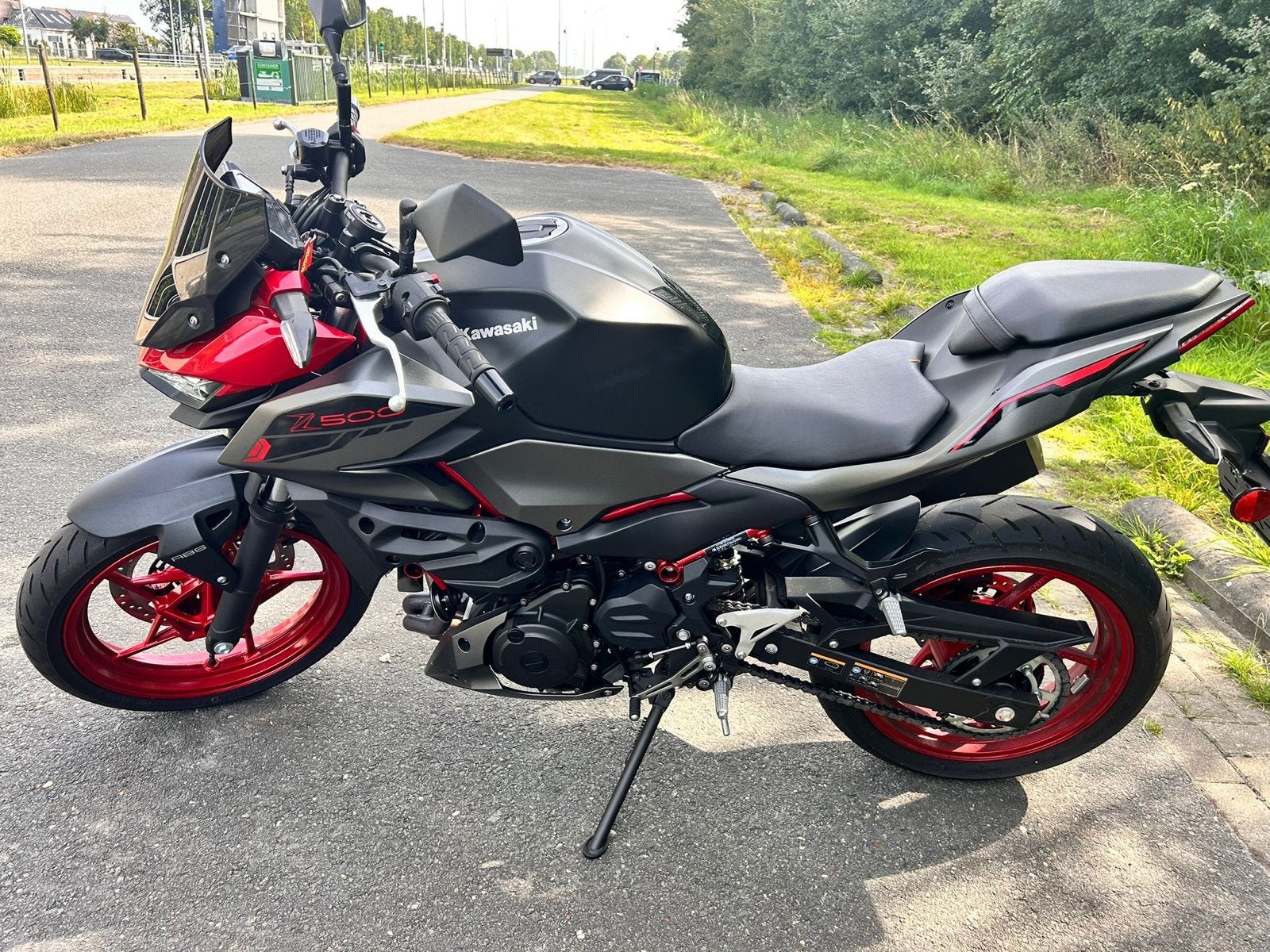 Kawasaki Z500 - Nieuwstaat met slechts 1735km, Motoren, Motoren | Kawasaki, 2 cilinders, Occasion, Particulier, Meer dan 35 kW
