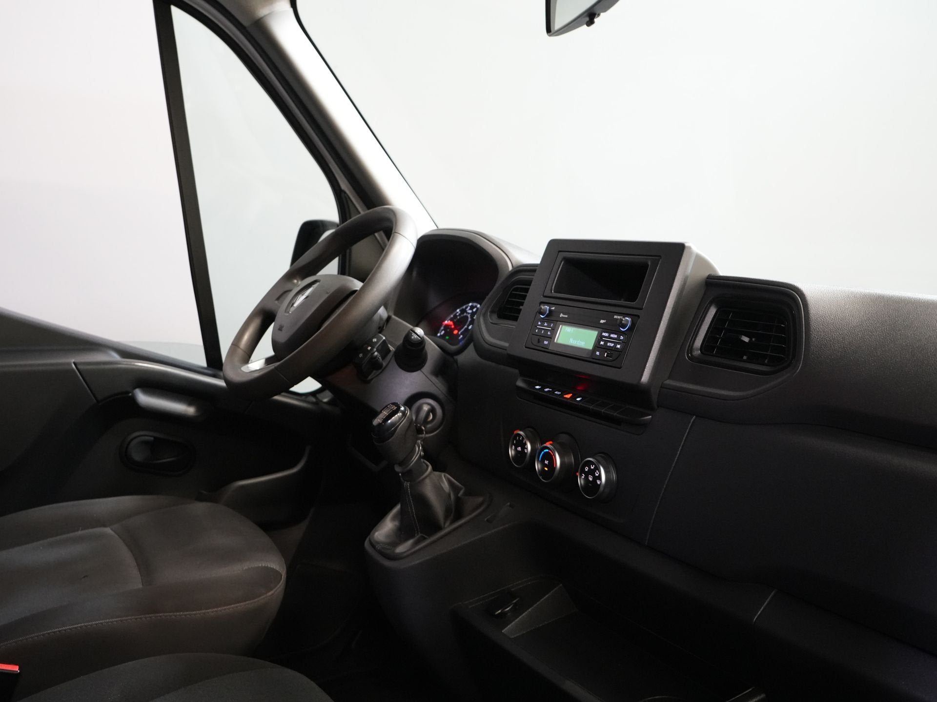 Renault Master 2.3 dCi 150 pk DC Dubbel Cabine Open laadbak/, Voorwielaandrijving, Stof, Gebruikt, 4 cilinders