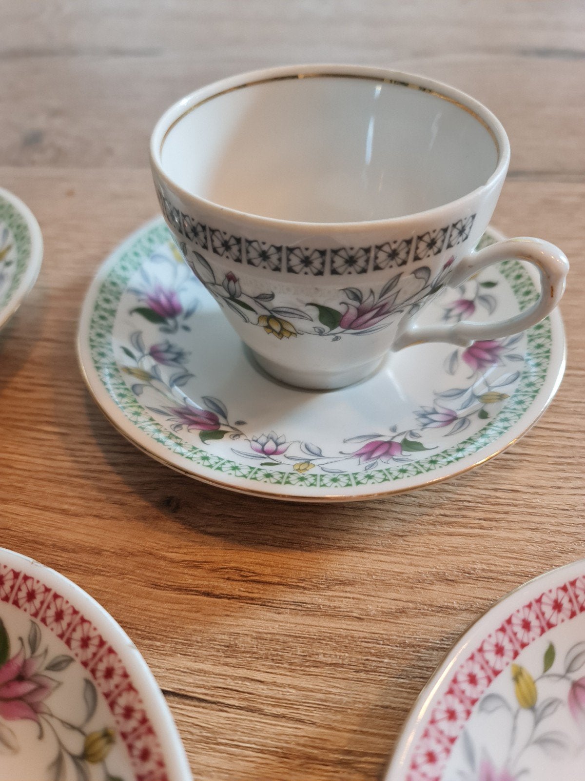 Set van 2 Royal Frankonia kop en schotel en 3 losse schotels, Ophalen of Verzenden