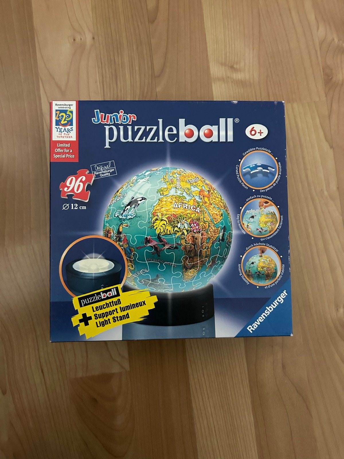 Ravensburger Junior Puzzleball Wereldbol met Lichtstandaard, Ophalen, Minder dan 500 stukjes, Zo goed als nieuw, Rubik's of 3D-puzzel