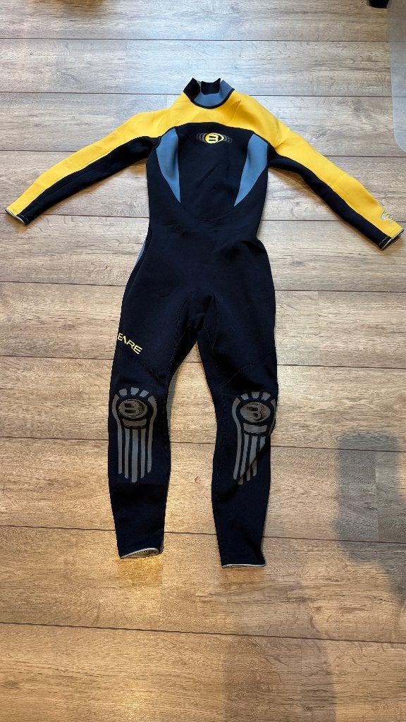 In nette staat: Bare Velocity 3/2 mm dames wetsuit mt S, Wetsuit, Bare, Ophalen of Verzenden, Zo goed als nieuw