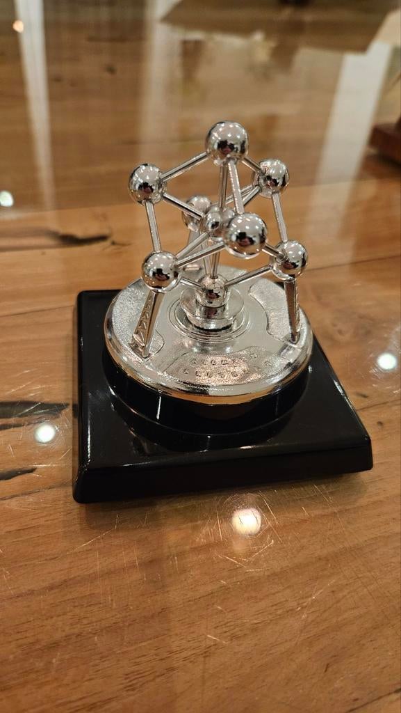 Antiek Atomium Souvenir Brussel - Metaal, Verzamelen, Ophalen of Verzenden, Gebruikt
