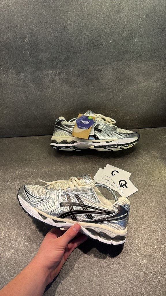 Asics Gel Kyano 14 Cream Black, Zwart, Nieuw, Ophalen of Verzenden, Sneakers of Gympen