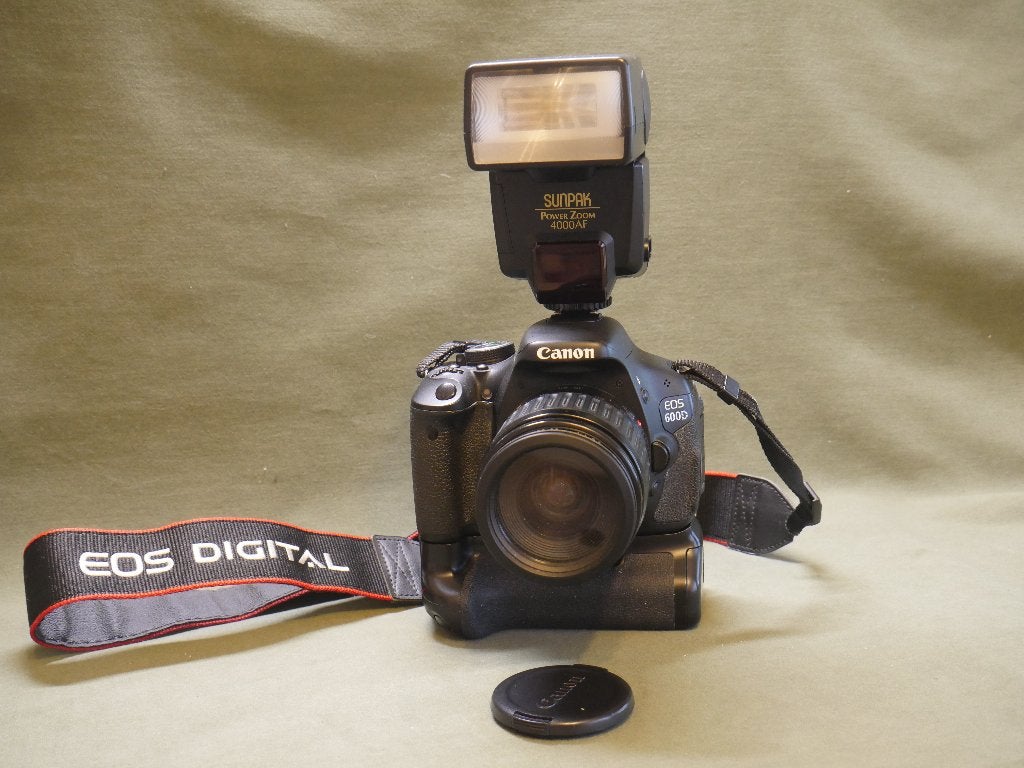 Complete Canon EOS 600D set, Gebruikt, Spiegelreflex, Canon, 18 megapixels