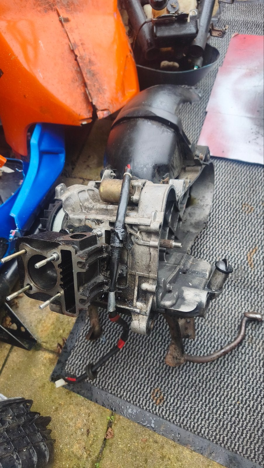 2x Piaggio 80cc 4 takt blok, Ophalen of Verzenden, Gebruikt, Blok, Piaggio