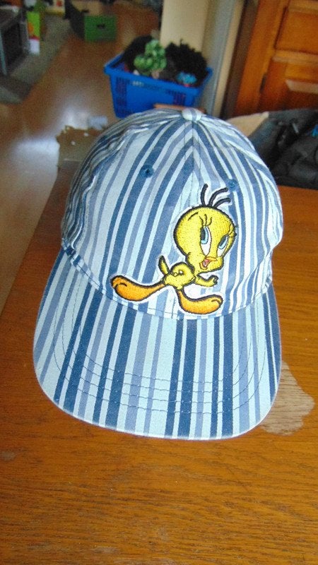Tweety Looney Tunes pet / cap, Pet, Looney Tunes, Gedragen, One size fits all