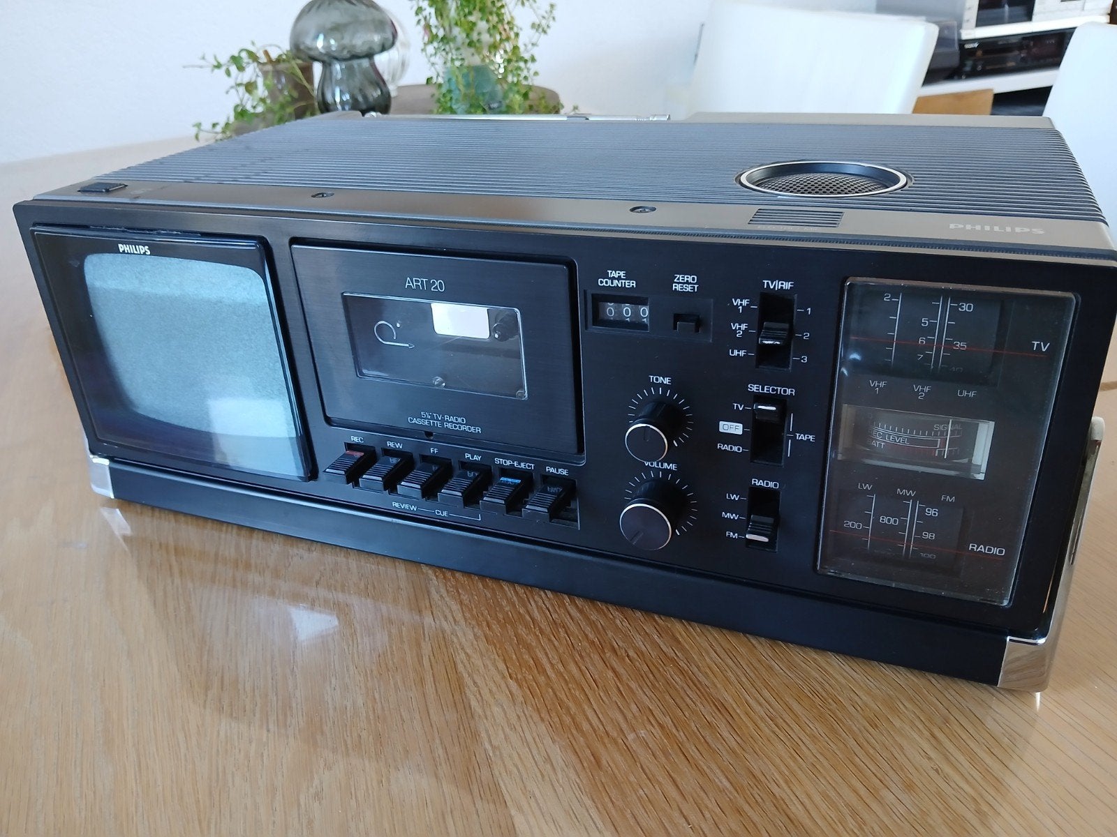 Philips ART20 radio cassette met TV, Ophalen, Philips