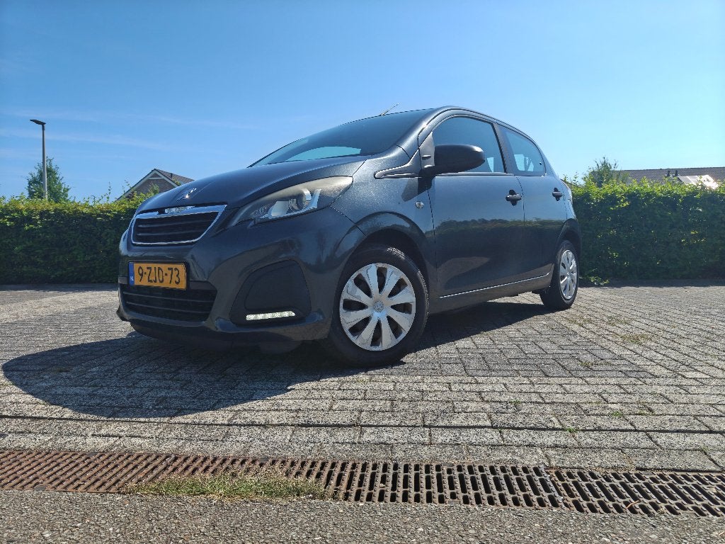 Peugeot 108 1.0 12V E-vti 51KW 5DR 2015 Grijs AIRCO CARPLAY, Auto's, Voorwielaandrijving, Stof, 4 stoelen, Origineel Nederlands