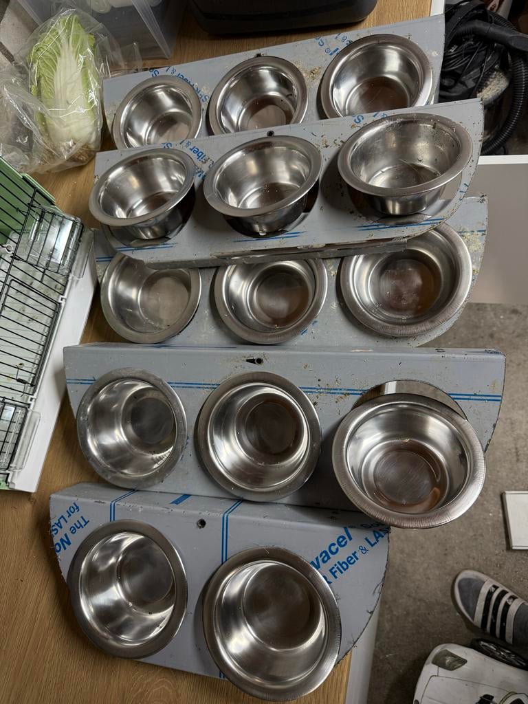 5x Draaiplateau voederbakken voederplateau, Ophalen of Verzenden, Zo goed als nieuw