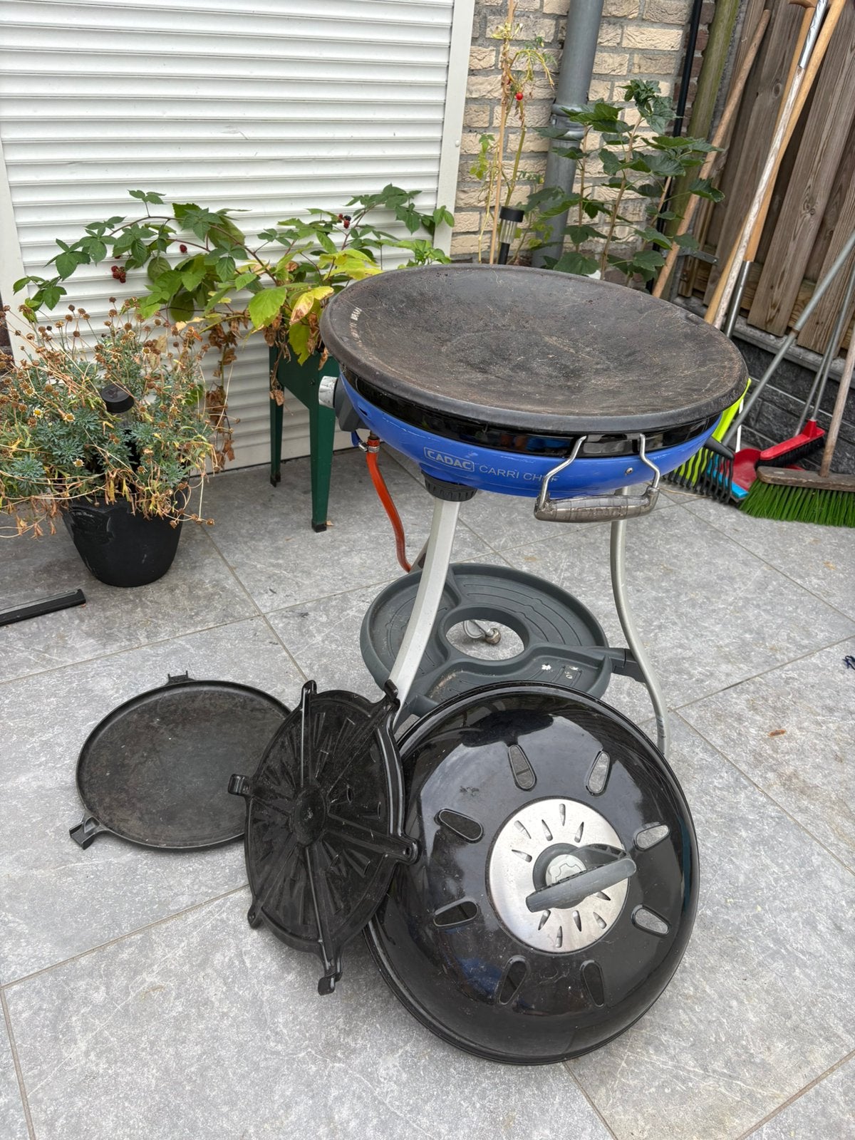 Skottelbraai. Gratis, Tuin en Terras, Gasbarbecues, Ophalen, Zo goed als nieuw