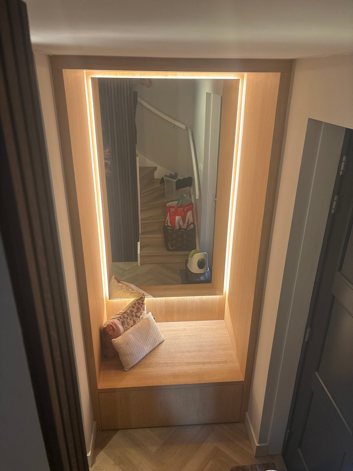 Moderne halbank met spiegel en verlichting, Huis en Inrichting, Ophalen, Zo goed als nieuw, 75 tot 100 cm, 150 tot 200 cm