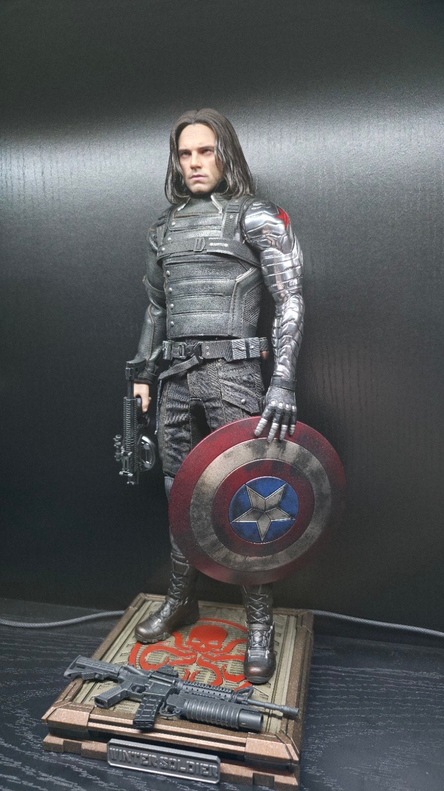 Hot Toys Winter Soldier Artisan Edition (Limited 2000), Ophalen of Verzenden, Nieuw, Film, Actiefiguur of Pop
