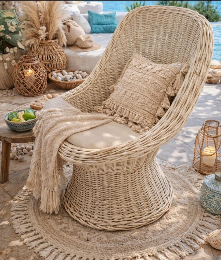 Rotan kuip stoel/ wit, Huis en Inrichting, Stoelen, Wit, Riet of Rotan, Ophalen of Verzenden, Zo goed als nieuw