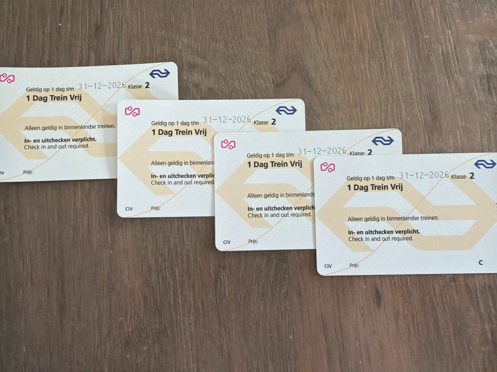 4x Dagkaart Dag Trein Vrij, Drie personen of meer, Trein, Algemeen kaartje