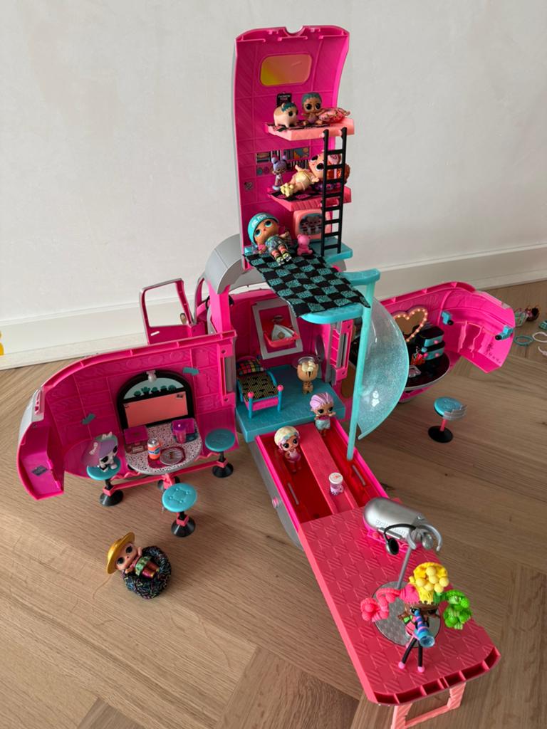 LOL surprise camper met poppetjes en extra tweens pop, Ophalen, Zo goed als nieuw, Overige typen