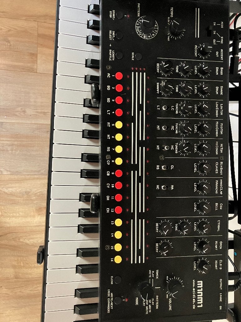 Miami acidlab, Muziek en Instrumenten, Drumcomputers, Ophalen of Verzenden, Zo goed als nieuw, Overige merken