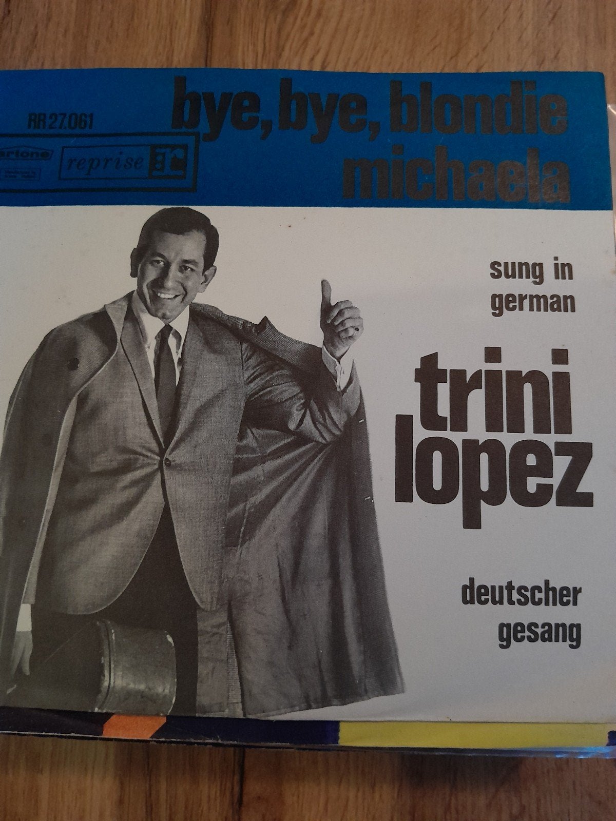 Trini lopez 7inch bye bye blondie, Ophalen of Verzenden, Zo goed als nieuw, Pop