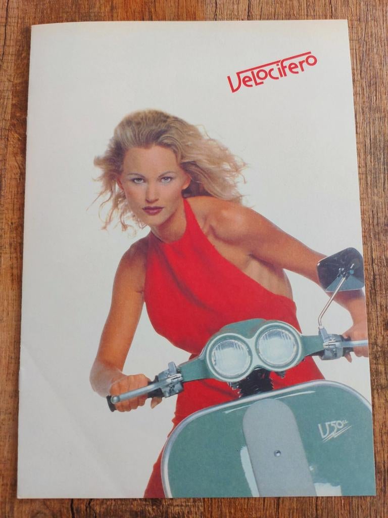 Velocifero brom scooter folder Engelstalig, Ophalen of Verzenden