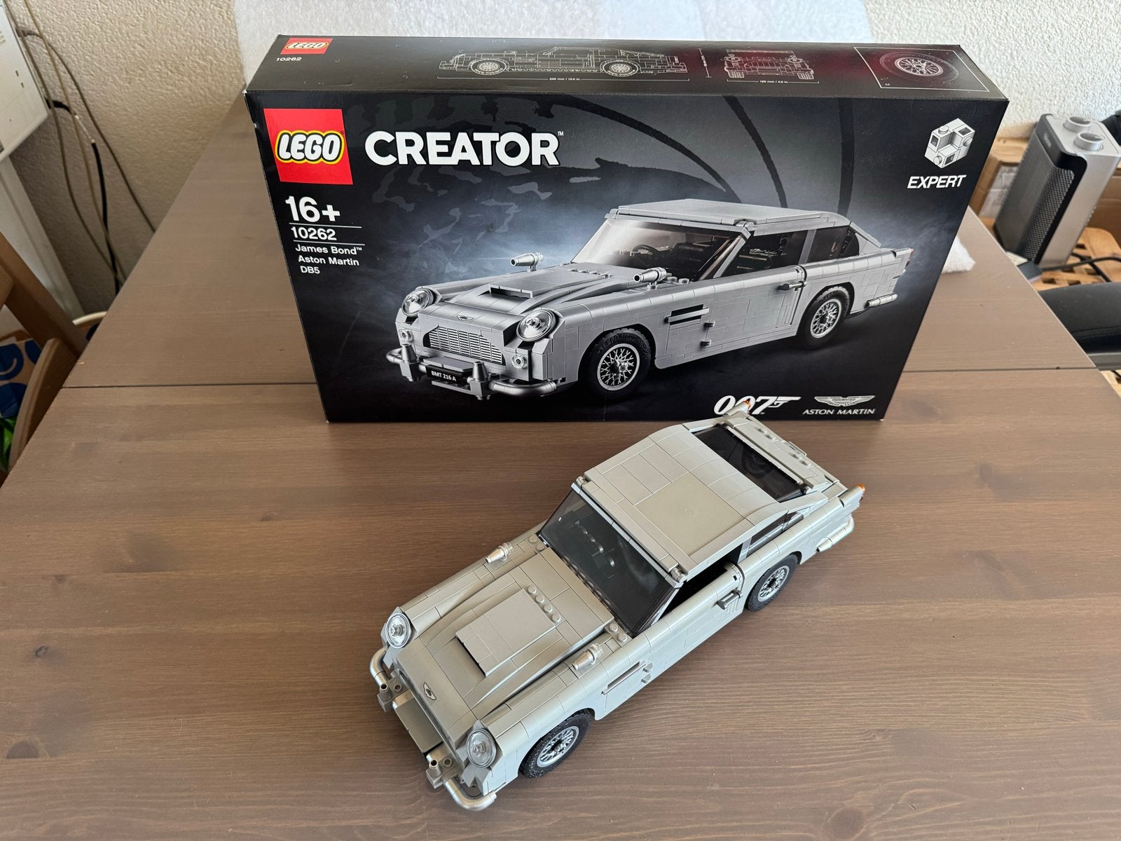 Lego Creator Expert James Bond Aston Martin DB5 10262, Ophalen of Verzenden, Zo goed als nieuw, Lego