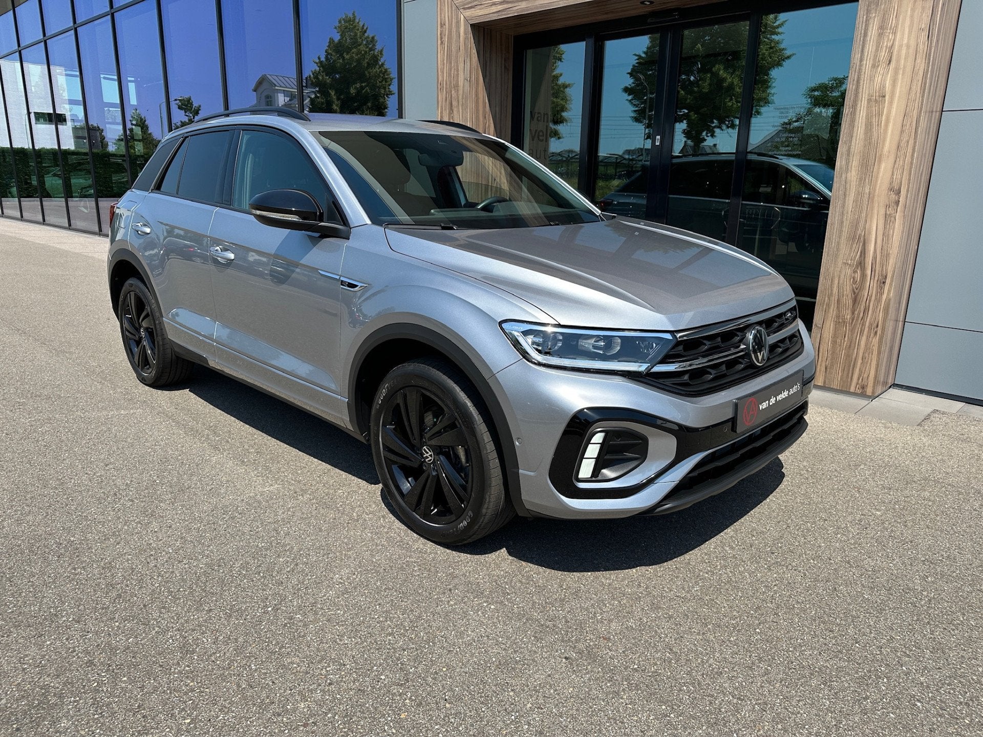 Volkswagen T-Roc 1.5 TSI 150pk DSG R-Line | Black Style | Ca, Auto's, Volkswagen, 12 maanden, 1258 kg, Zwart, 4 cilinders