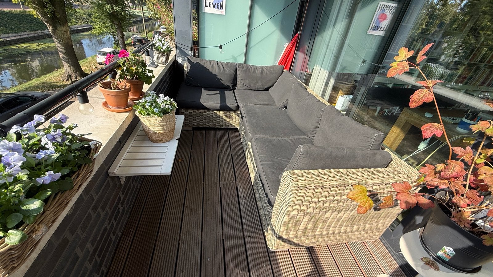 Wicker Loungeset met Kussens - Zo goed als nieuw