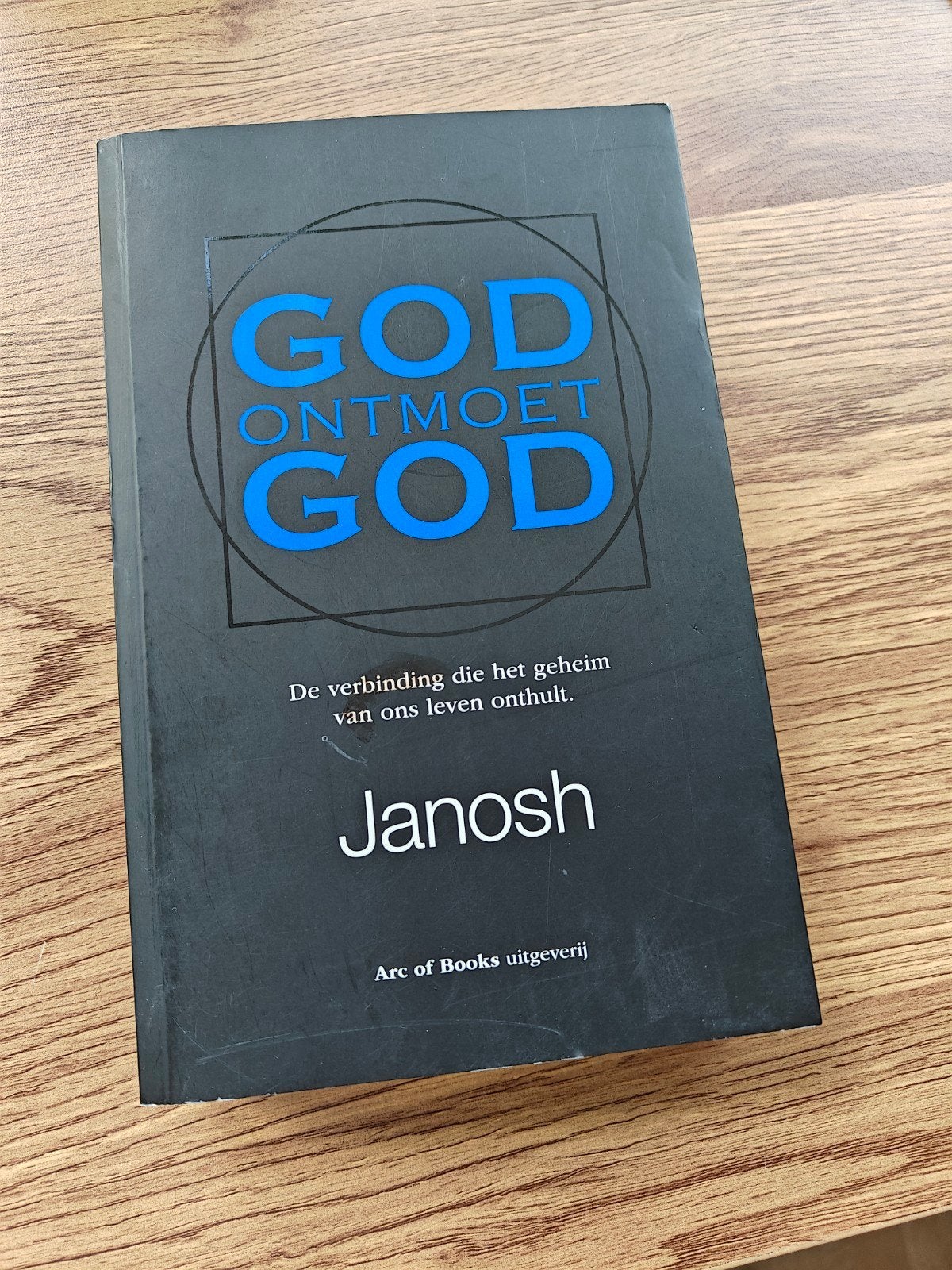 God ontmoet God, Ophalen of Verzenden, Zo goed als nieuw, Janosh