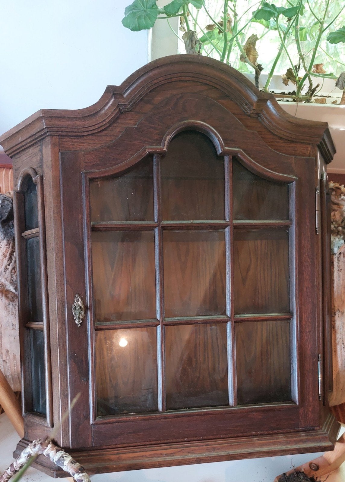 Zeer mooie antieke wandvitrine, Huis en Inrichting, 100 tot 150 cm, Eikenhout, Ophalen of Verzenden, Zo goed als nieuw