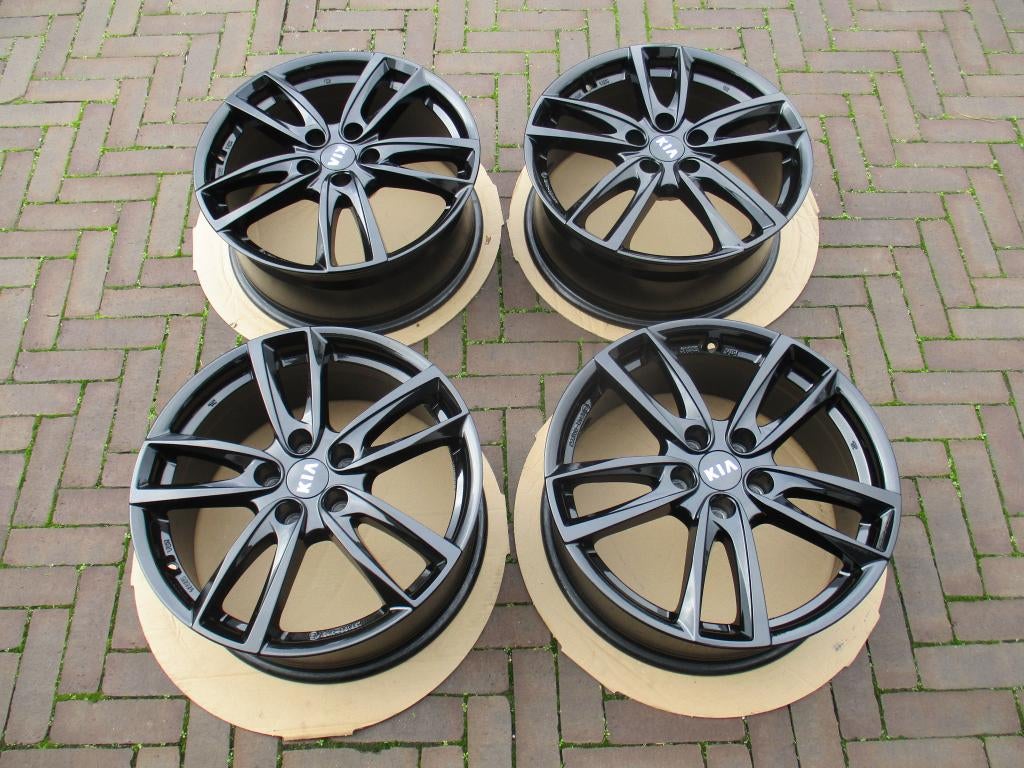 Originele Kia Xceed Ceed 18 inch velgen NIEUWSTAAT, Auto-onderdelen, Ophalen, 18 inch, Gebruikt, Banden en Velgen