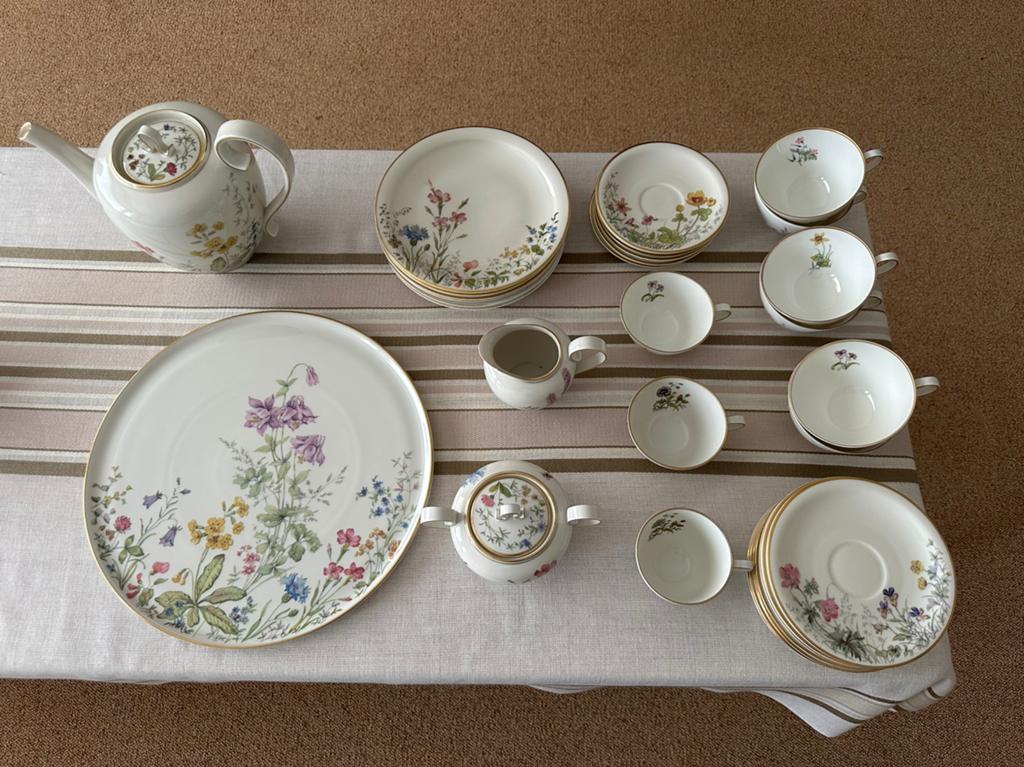 Krautheim Wiesengrund und Bergeshöh’n serviesdelen, Antiek en Kunst, Antiek | Servies los, Ophalen