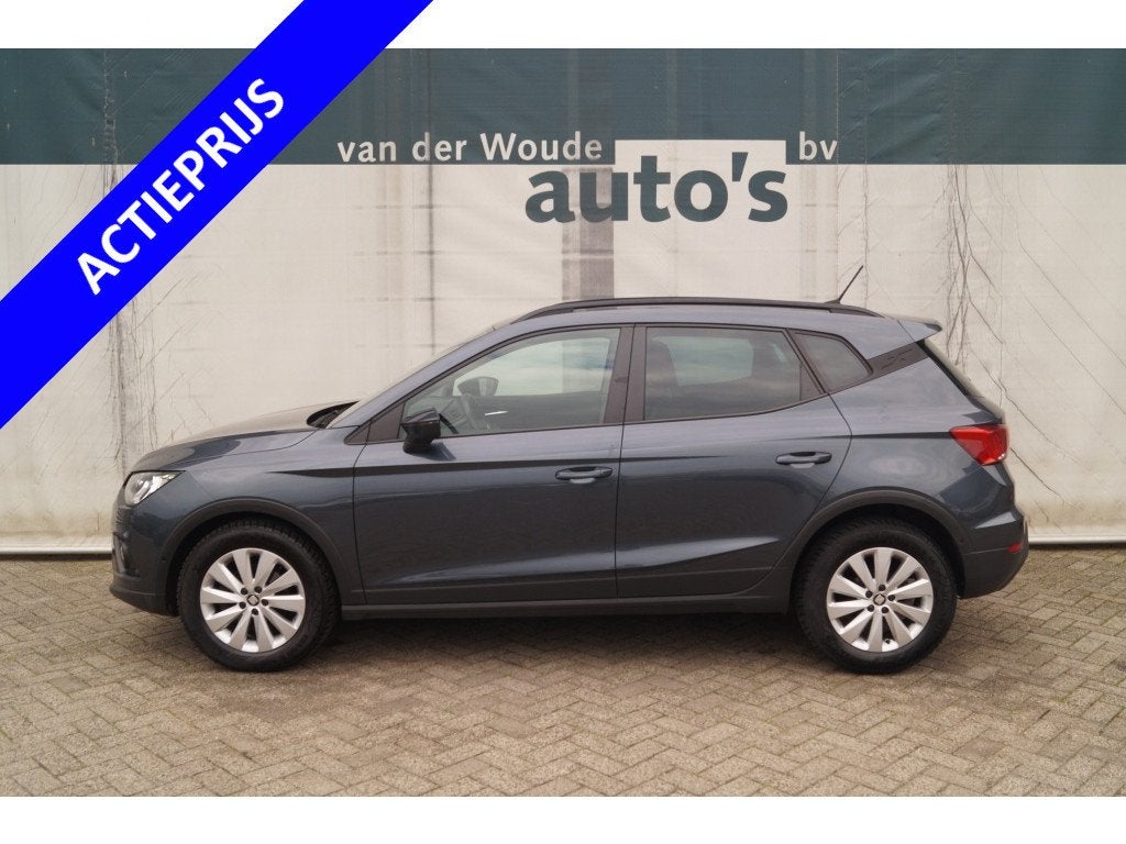 SEAT Arona 1.0 TSI Style Business Intense -ECC-NAVI-CAM-PDC-, Auto's, Stof, Gebruikt, 580 kg, 116 pk