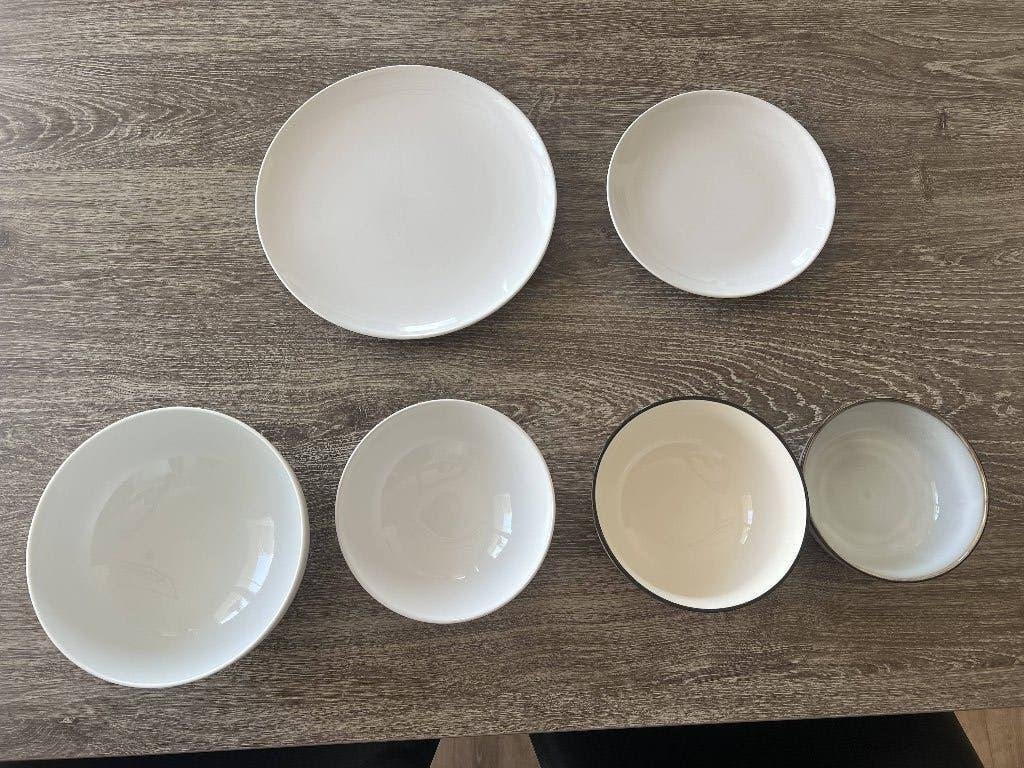 Servies set compleet met borden en kommen, Ophalen, IKEA, Zo goed als nieuw, Overige stijlen