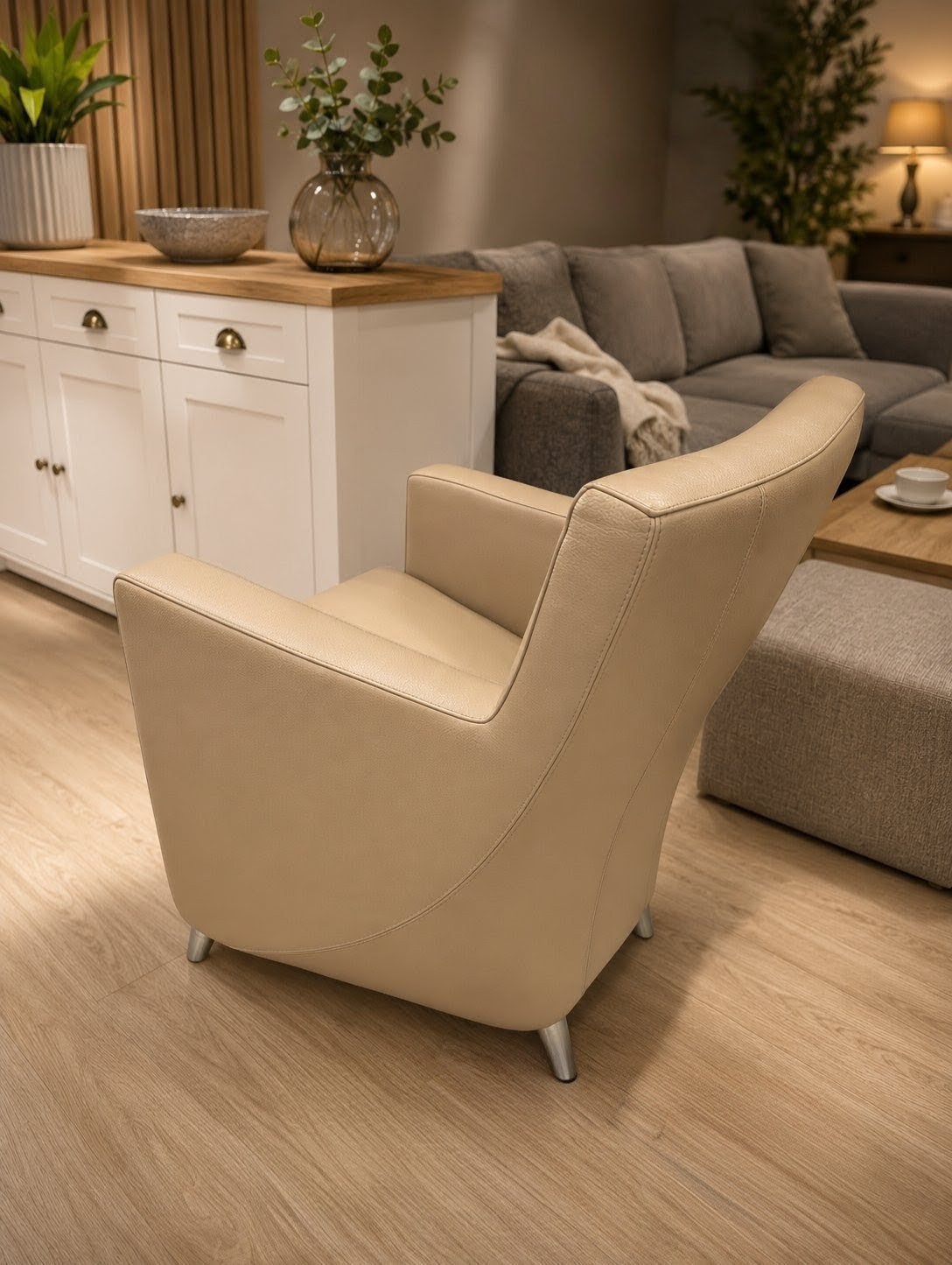 Leolux Dolcinea Leren Fauteuil Crème | Designstoel

Mooie le, Ophalen, Leer