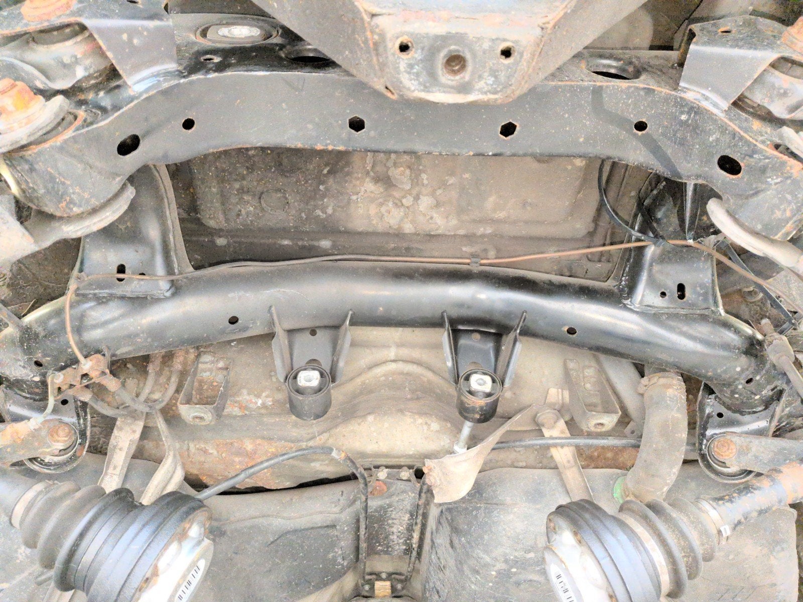 BMW E90 E91 E87 enz nagenoeg nieuwe achteras subframe, Ophalen, Nieuw, BMW