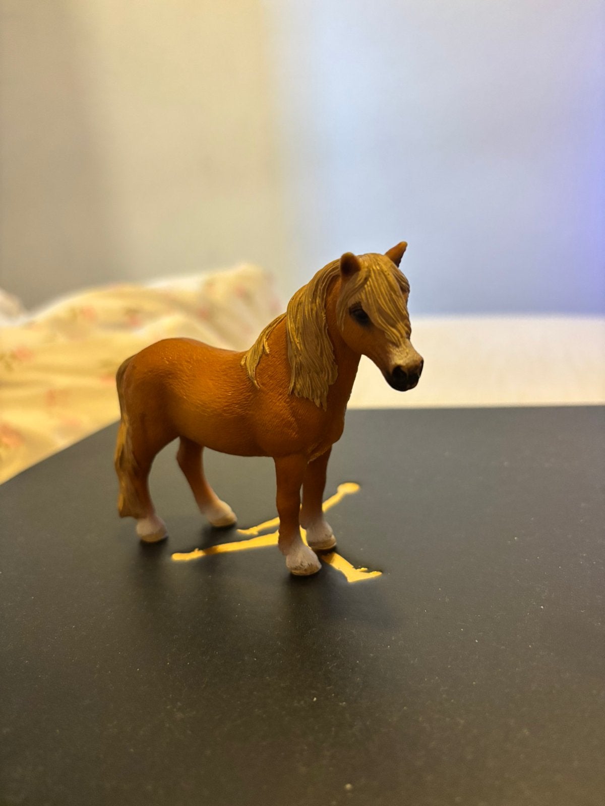 Schleich Dartmoor pony hengst (2010), Ophalen of Verzenden, Zo goed als nieuw, Paard, Beeldje of Figuurtje