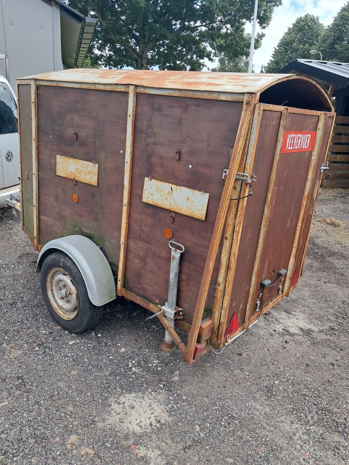 kleinveetrailer, Geit