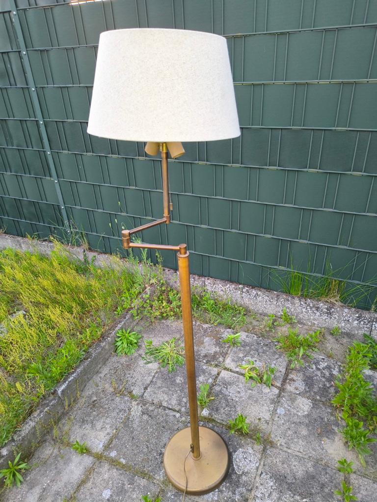 Vintage messing vloerlamp met verstelbare arm, Huis en Inrichting, Lampen | Vloerlampen, Ophalen, Gebruikt, 100 tot 150 cm, Overige materialen