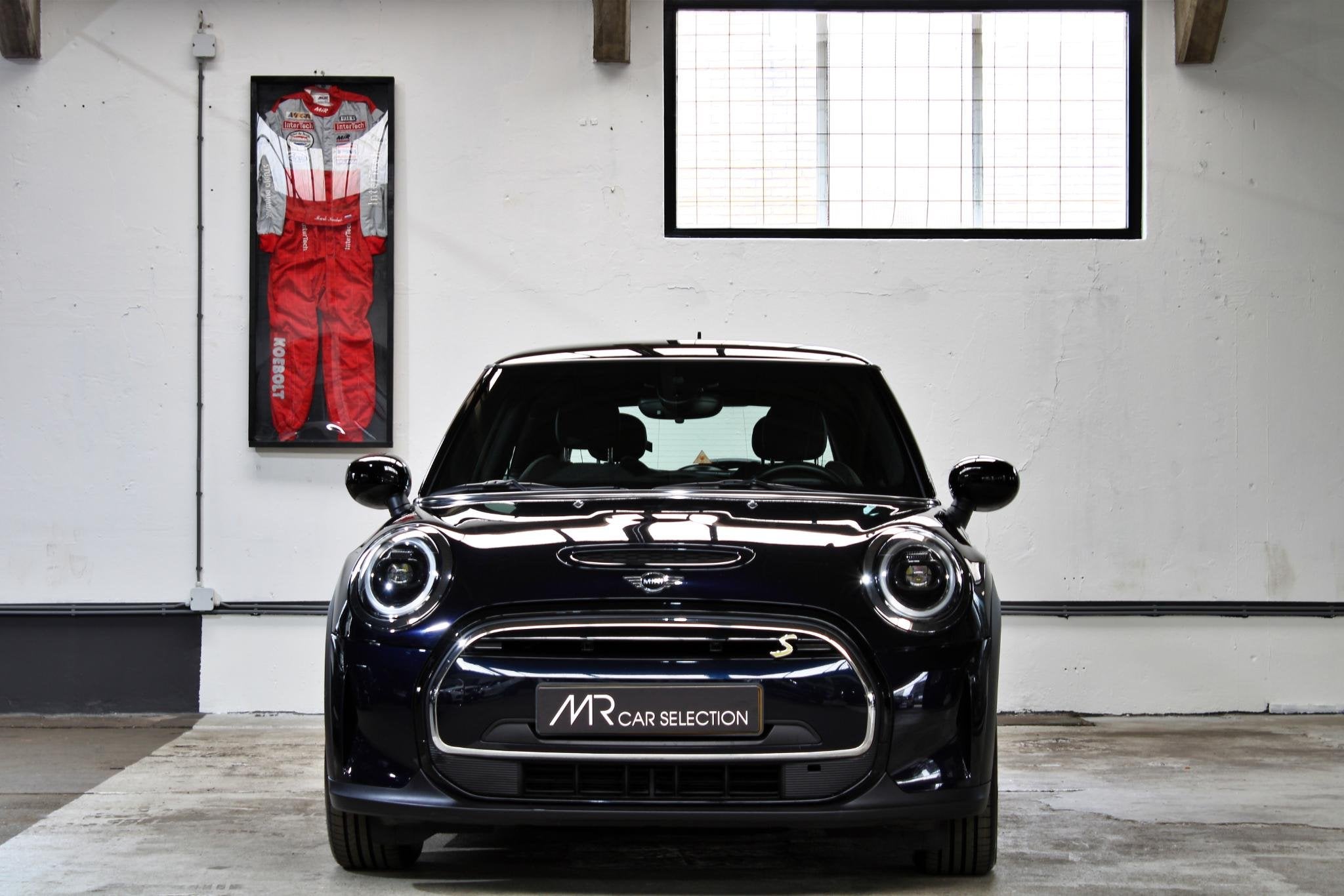 MINI Electric MINI Yours 33 kWh Classic | Apple Car Play | 9, Stof, Mini Electric, Origineel Nederlands, 184 pk