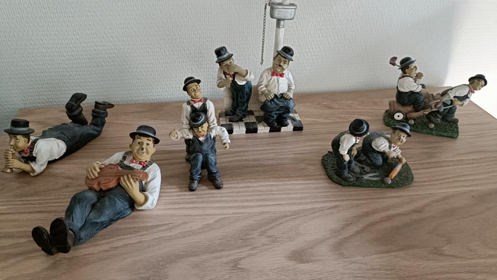 Set van 6 Laurel & Hardy beeldjes - Komische Scènes, Verzamelen, Ophalen of Verzenden, Gebruikt