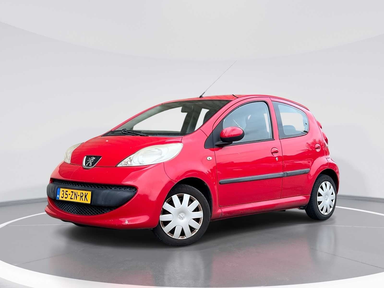 Peugeot 107 1.0-12V XS 2008 | 35-ZN-RK, Auto's, Gebruikt, Bedrijf, Handgeschakeld, Euro 4