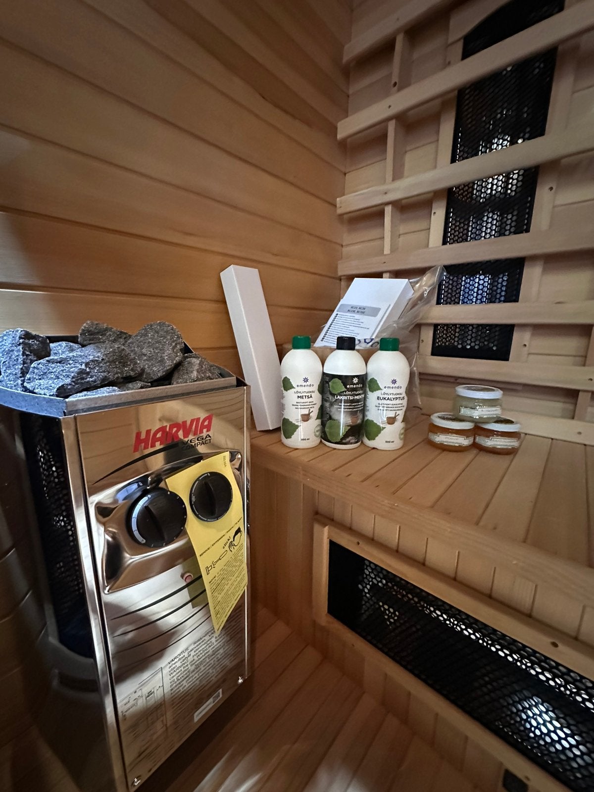 Showmodel Combi Sauna | Infrarood + 3,5kW Harvia 230V| OP=OP, Info@inner-stillness.nl, Fins of Traditioneel, 7665VB, Complete sauna