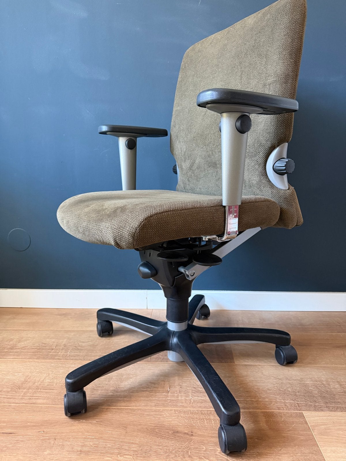 Haworth comforto 77 ergonomische bureaustoel, Ophalen, Gebruikt, Bruin, Bureaustoel