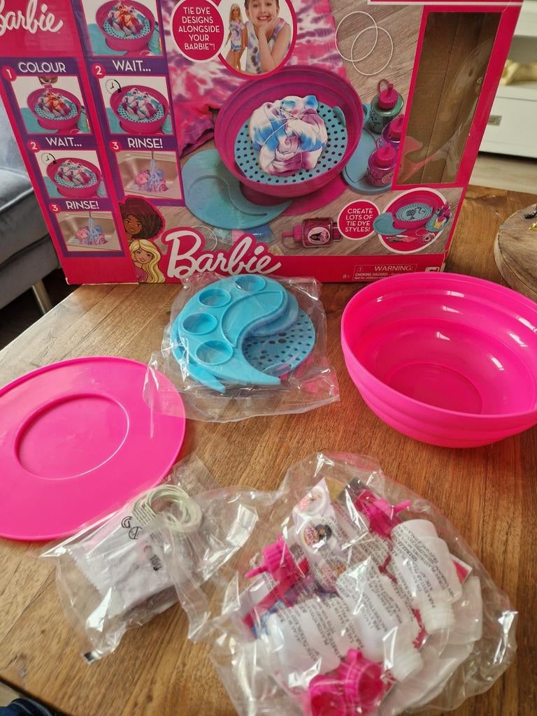 Barbie Tie Dye Creator - Knutselset (zonder pop), Ophalen of Verzenden, Zo goed als nieuw, Knutselen