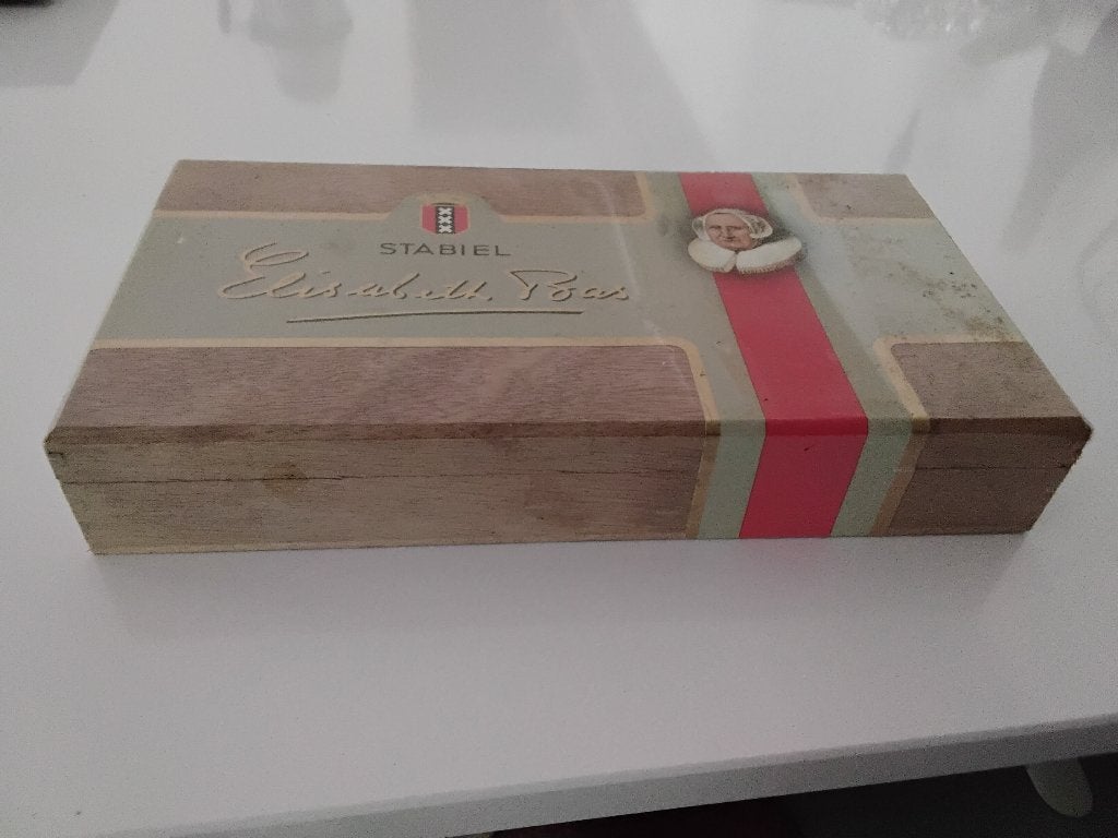 Vintage Stabel Elisabeth Bas sigarenkistje, Verzamelen, Ophalen of Verzenden, Zo goed als nieuw, Tabaksdoos of Verpakking