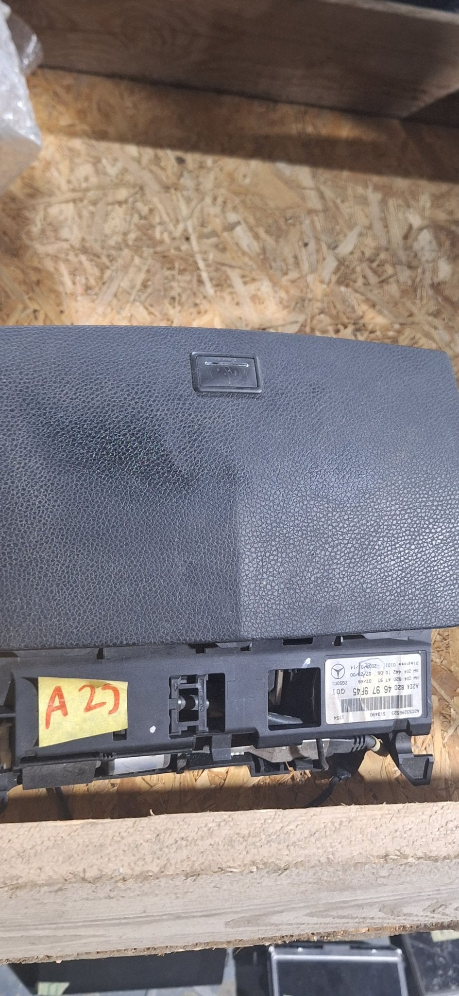 Originele Mercedes C-Klasse W204 Opbergvak / Middenconsole K, Auto-onderdelen, Gebruikt, -, -, Ophalen of Verzenden