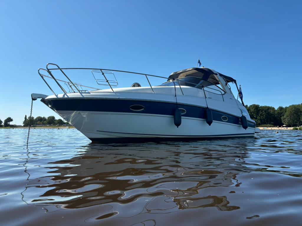Speedcruiser Bavaria 30, Ophalen, Benzine, Boegschroef
